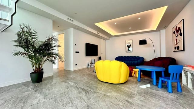 3 quarto Moradia para venda em Finestrat com piscina - 1 550 000 € (Ref: 8130966)