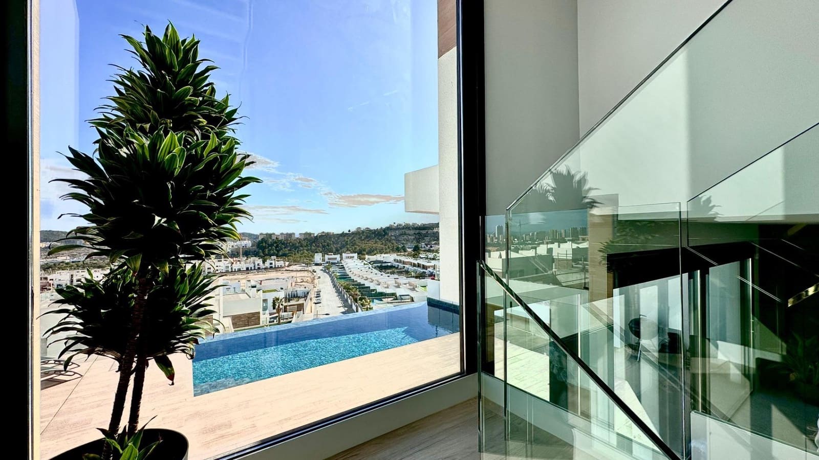 3 quarto Moradia para venda em Finestrat com piscina - 1 550 000 € (Ref: 8130966)