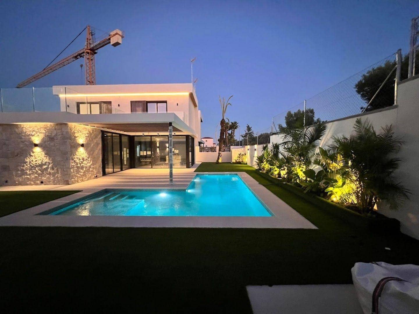 3 bedroom Villa for sale in Orihuela Costa with pool - € 575,000 (Ref: 8140765)