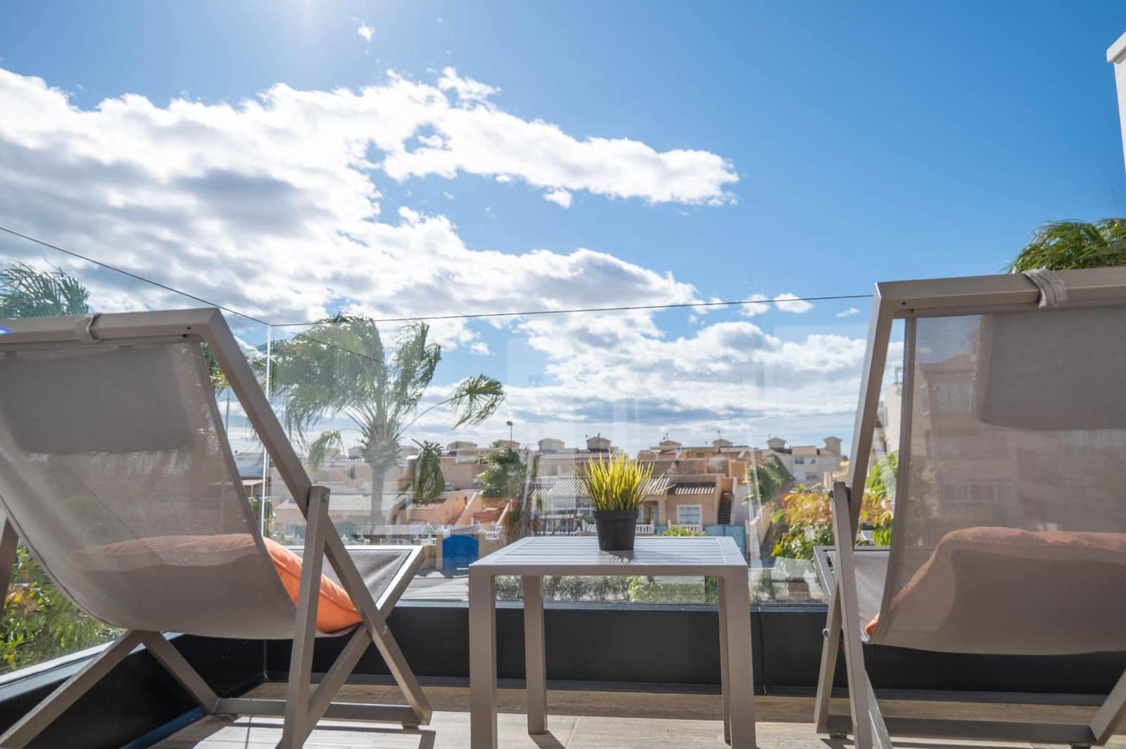 2 soverom Loft til salgs i Los Altos med svømmebasseng garasje - € 399 000 (Ref: 8146466)