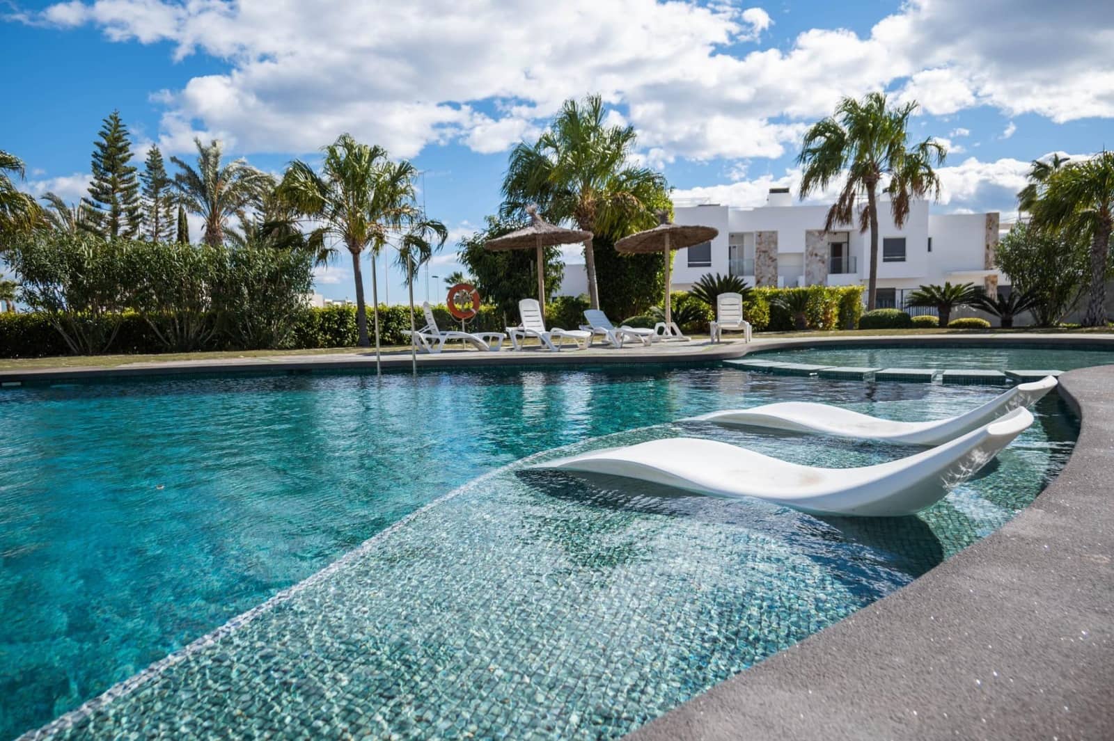 2 soverom Loft til salgs i Los Altos med svømmebasseng garasje - € 399 000 (Ref: 8146466)