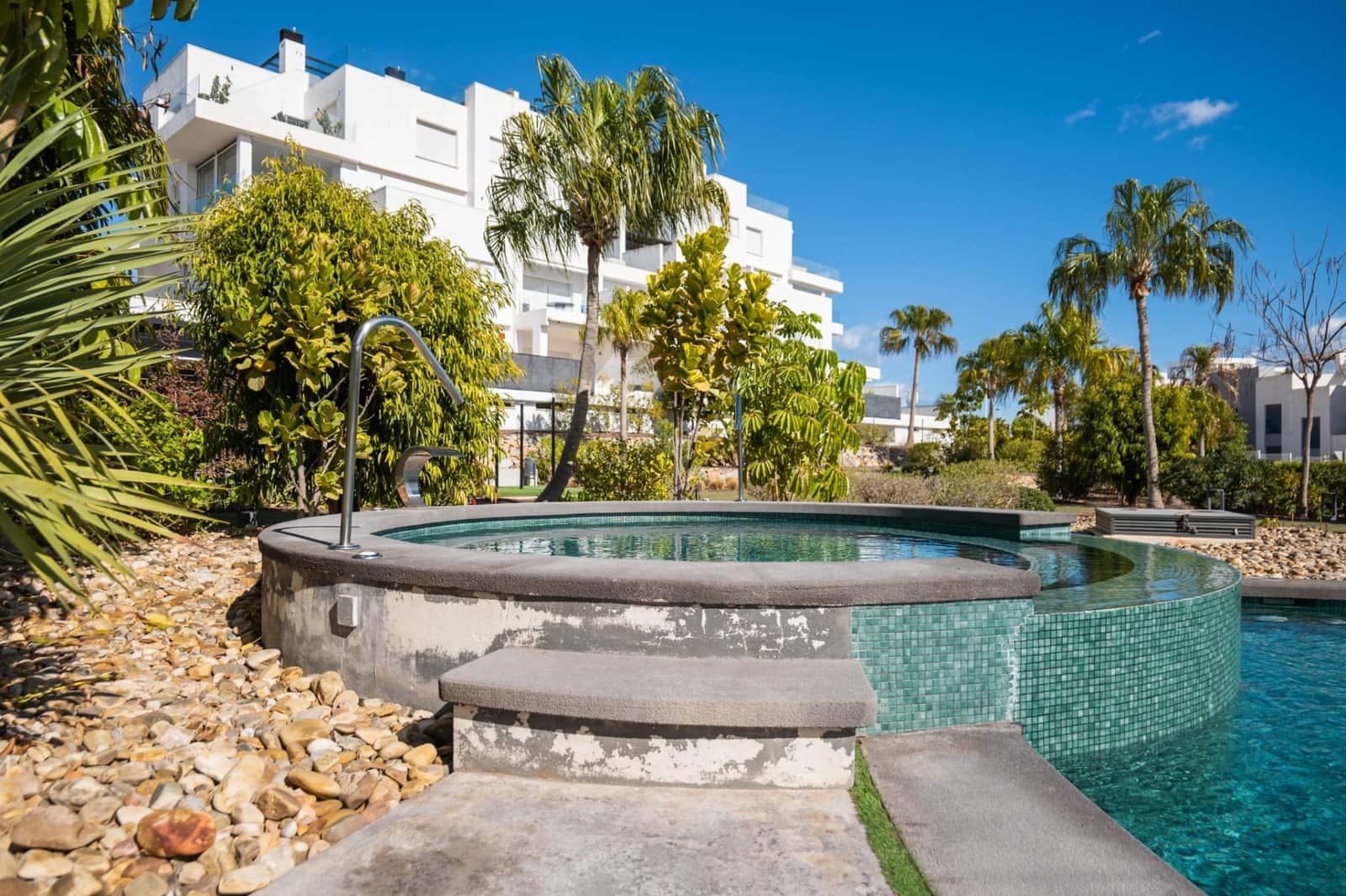 2 soverom Loft til salgs i Los Altos med svømmebasseng garasje - € 399 000 (Ref: 8146466)