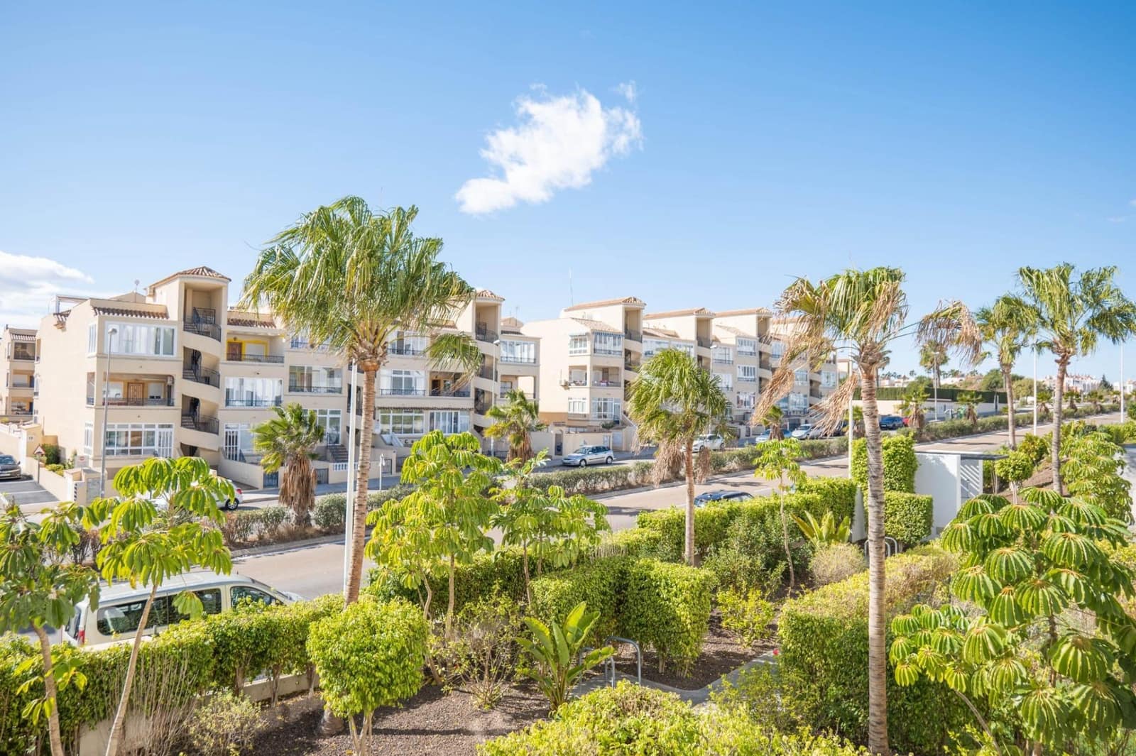 2 soverom Loft til salgs i Los Altos med svømmebasseng garasje - € 399 000 (Ref: 8146466)