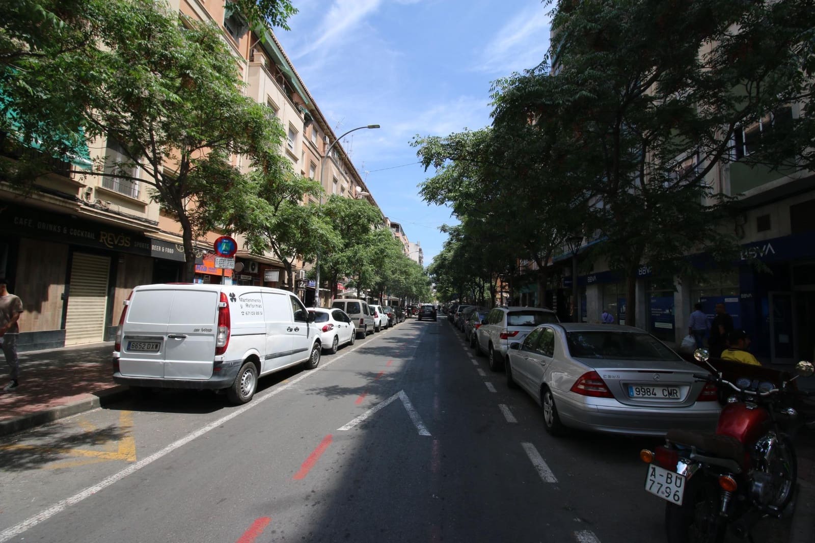 24 bedroom Apartment for sale in Alicante / Alacant city with garage - € 1,499,000 (Ref: 8175215)