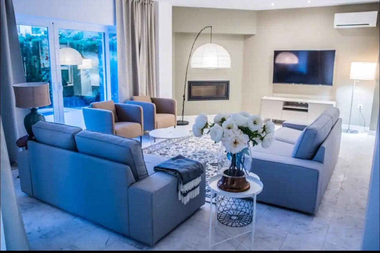 Chalet de 4 habitaciones en Albir en venta con piscina - 990.000 € (Ref: 8181789)