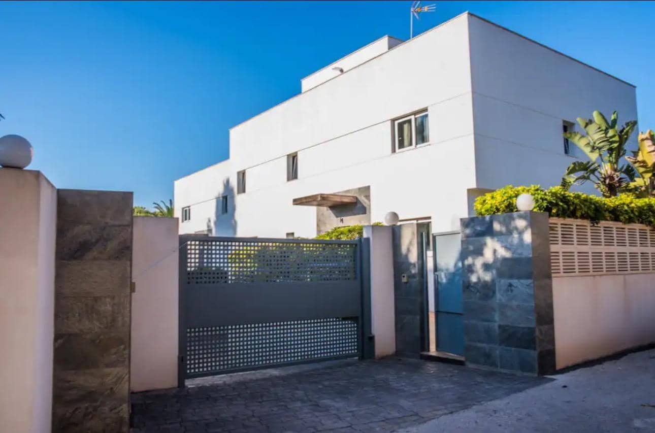 Chalet de 4 habitaciones en Albir en venta con piscina - 990.000 € (Ref: 8181789)