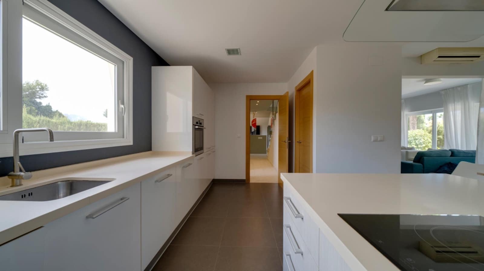 Chalet de 4 habitaciones en Albir en venta con piscina - 990.000 € (Ref: 8181789)