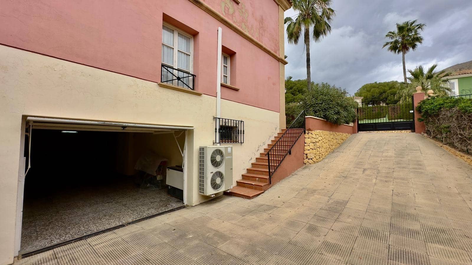 4 chambre Villa/Maison à vendre à Finestrat avec piscine garage - 800 000 € (Ref: 8183852)