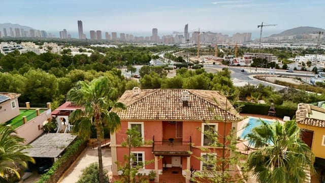 4 chambre Villa/Maison à vendre à Finestrat avec piscine garage - 800 000 € (Ref: 8183852)