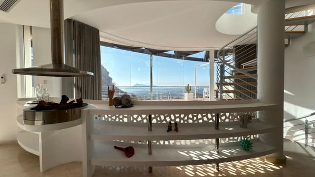 4 soveværelse Villa til salg i Alhama Springs, Altea med swimmingpool garage - € 799.000 (Ref: 8222829)