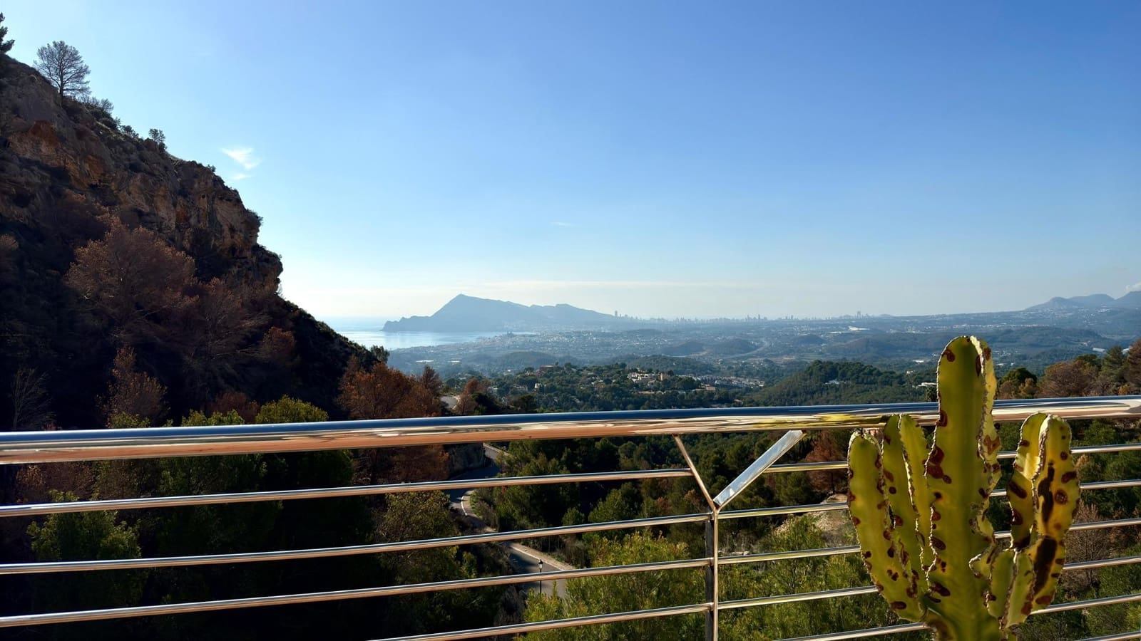 4 soveværelse Villa til salg i Altea med swimmingpool garage - € 799.000 (Ref: 8222829)