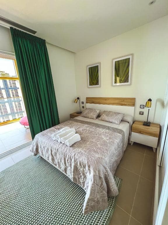 2 chambre Appartement à vendre à Benidorm avec piscine - 565 000 € (Ref: 8233408)