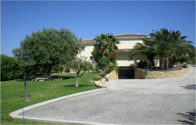 6 bedroom Villa for sale in Alfaz del Pi / L'Alfàs del Pi with pool garage - € 1,750,000 (Ref: 8233412)