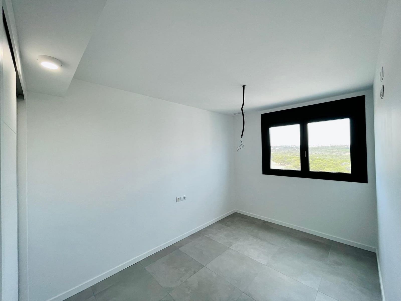 Apartamento de 2 habitaciones en Orihuela Costa en venta con piscina - 430.000 € (Ref: 8242894)