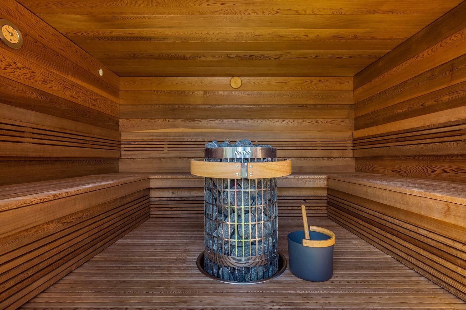 Chalet de 4 habitaciones en San Miguel de Salinas en venta con piscina garaje - 1.695.000 € (Ref: 8308847)