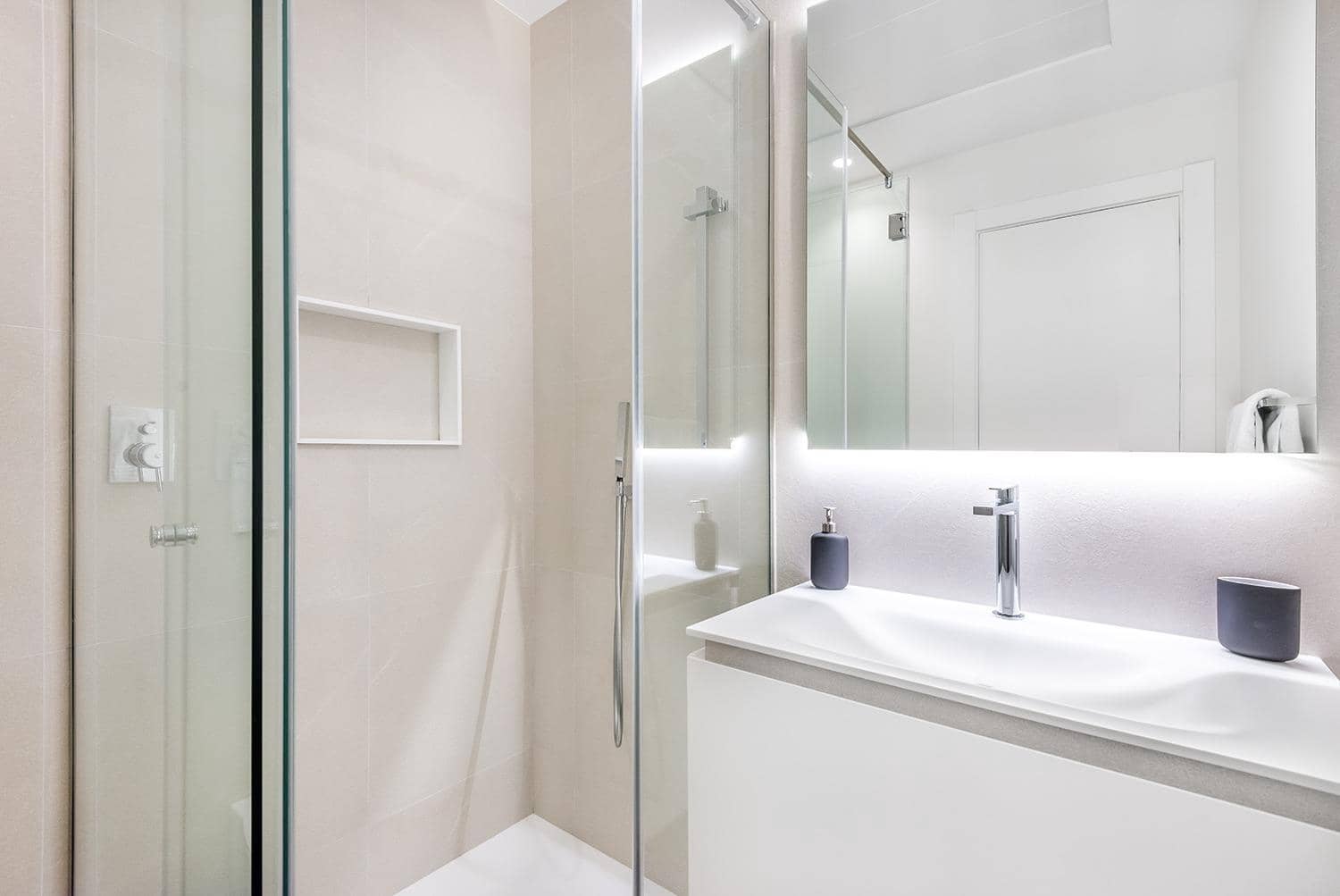 Chalet de 4 habitaciones en San Miguel de Salinas en venta con piscina garaje - 1.695.000 € (Ref: 8308847)