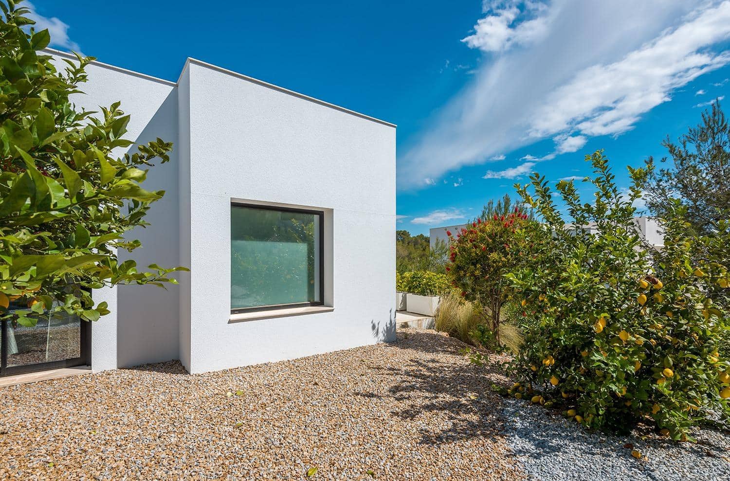 Chalet de 4 habitaciones en San Miguel de Salinas en venta con piscina garaje - 1.695.000 € (Ref: 8308847)