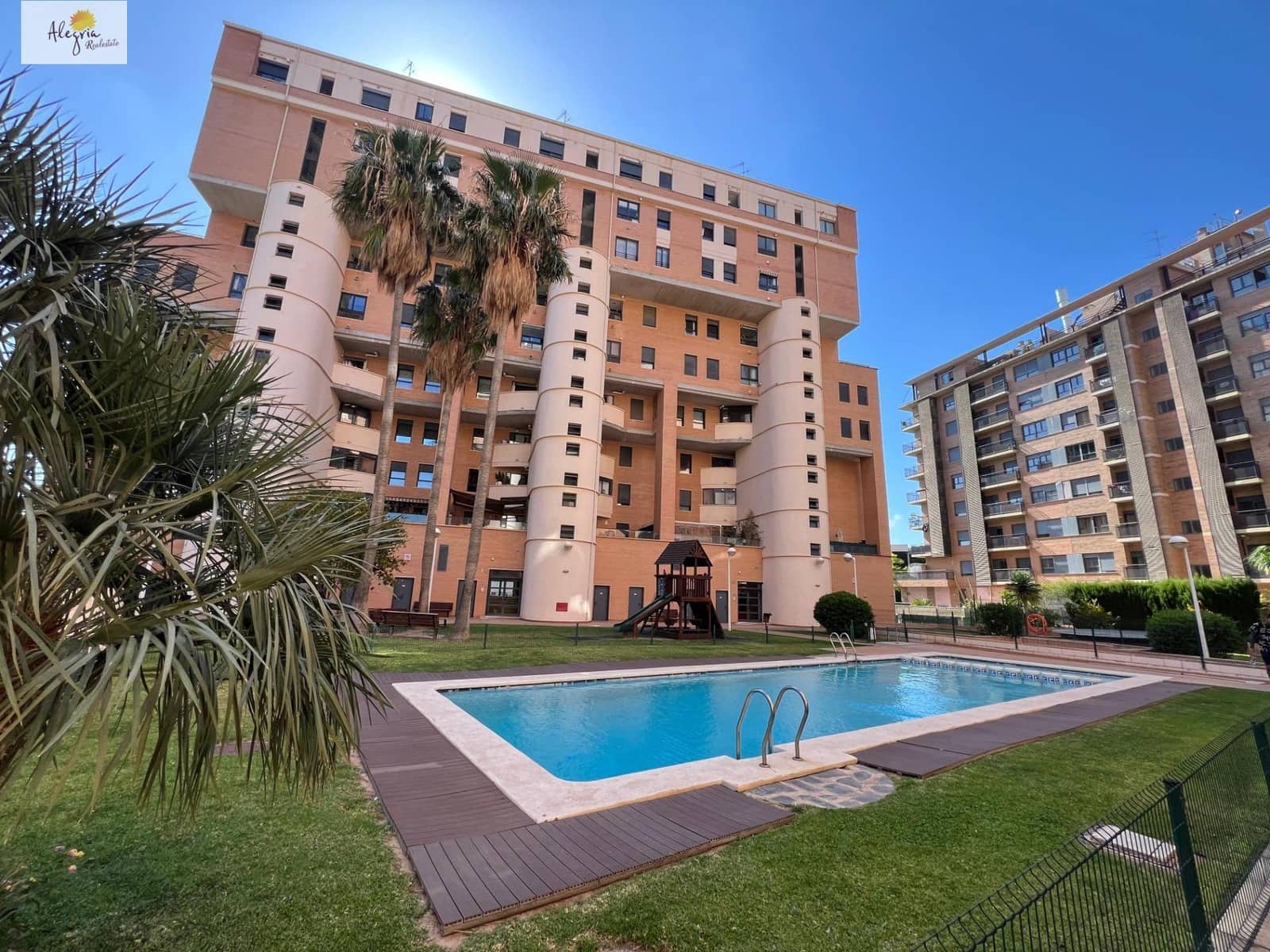 4 soveværelse Lejlighed til salg i Valencia by med swimmingpool - € 650.000 (Ref: 8310781)