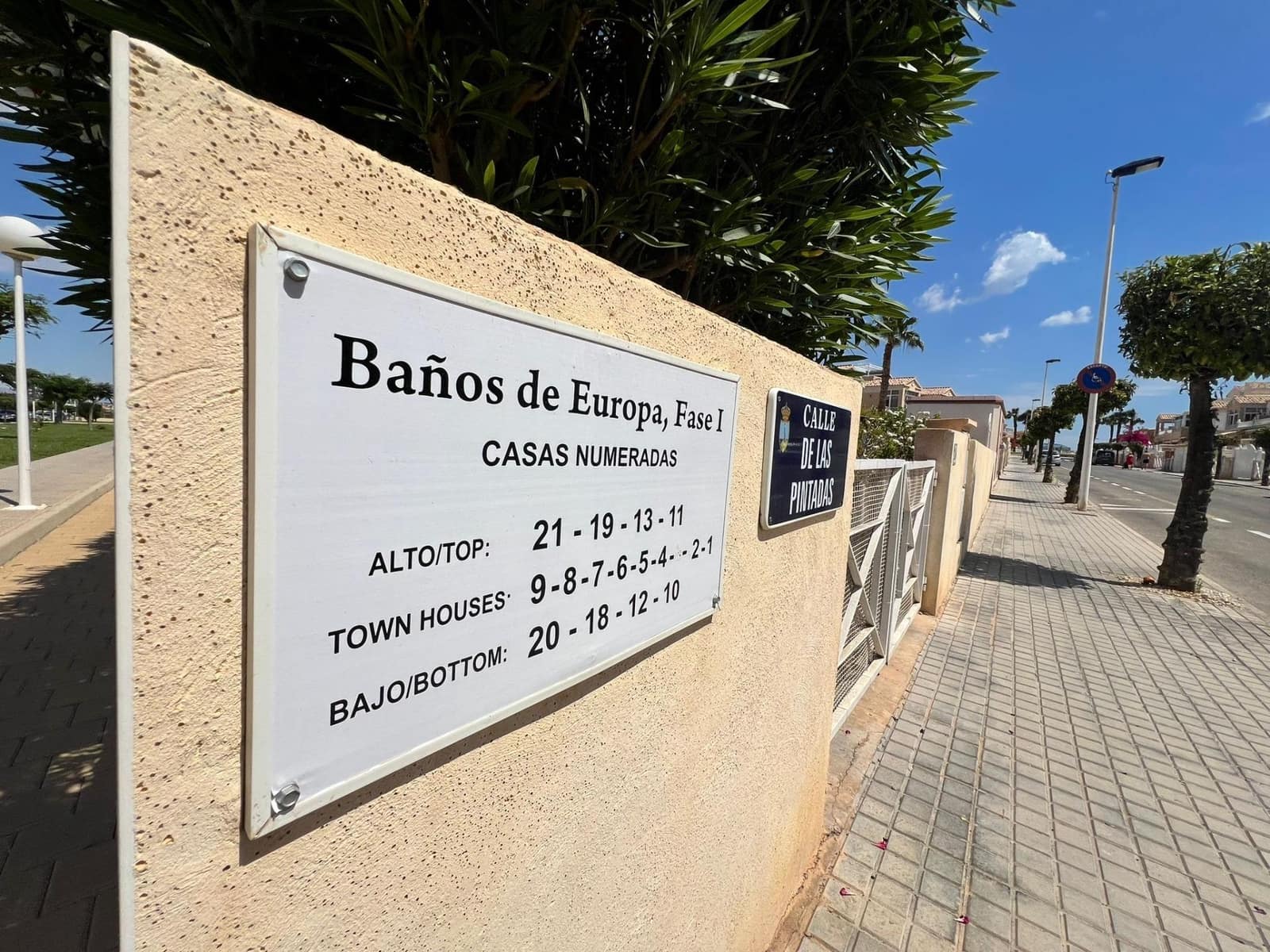 2 chambre Bungalow à vendre à Torrevieja avec piscine - 141 900 € (Ref: 8310782)