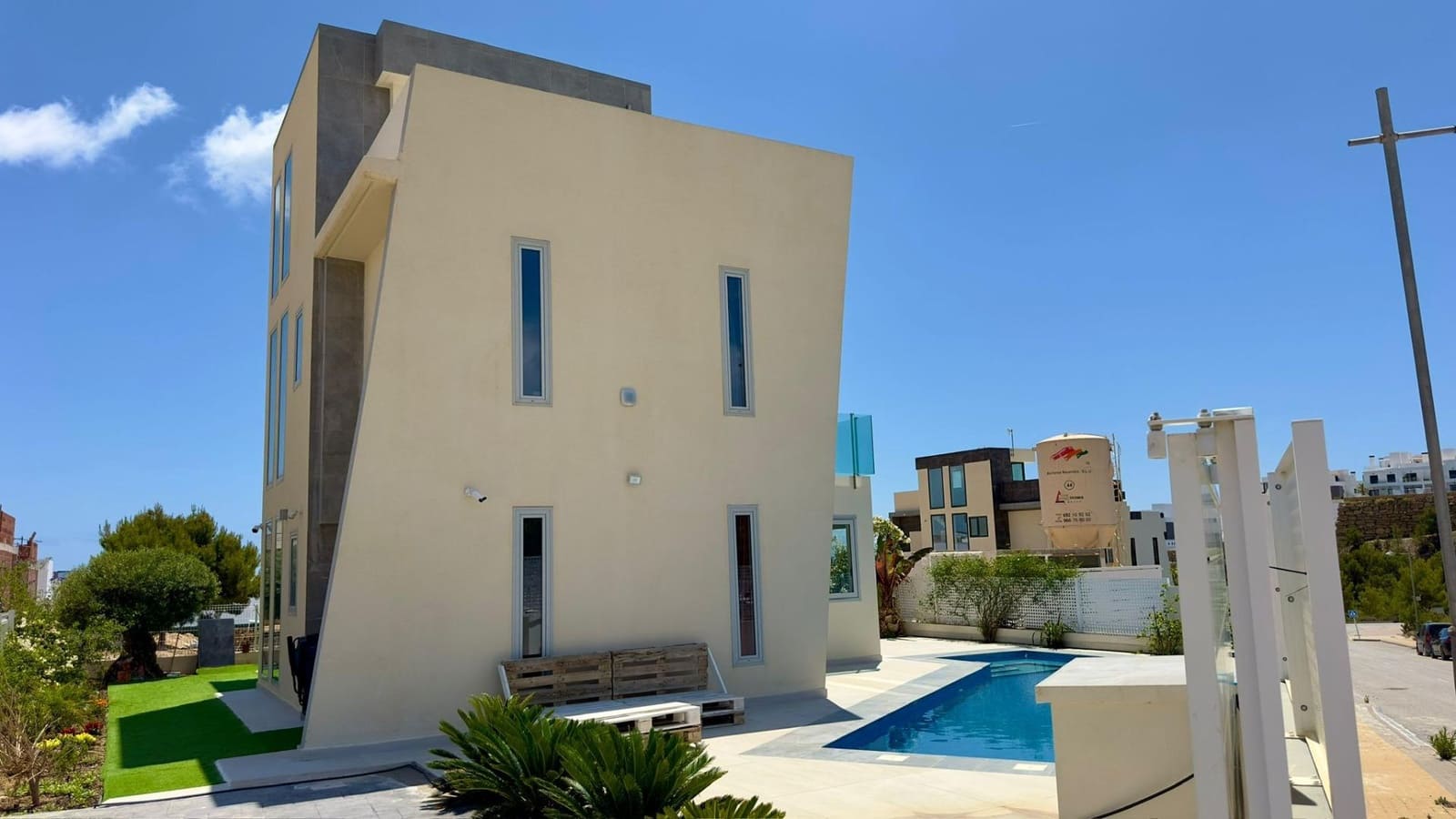 4 sovrum Villa till salu i Finestrat med pool - 633 000 € (Ref: 8370934)