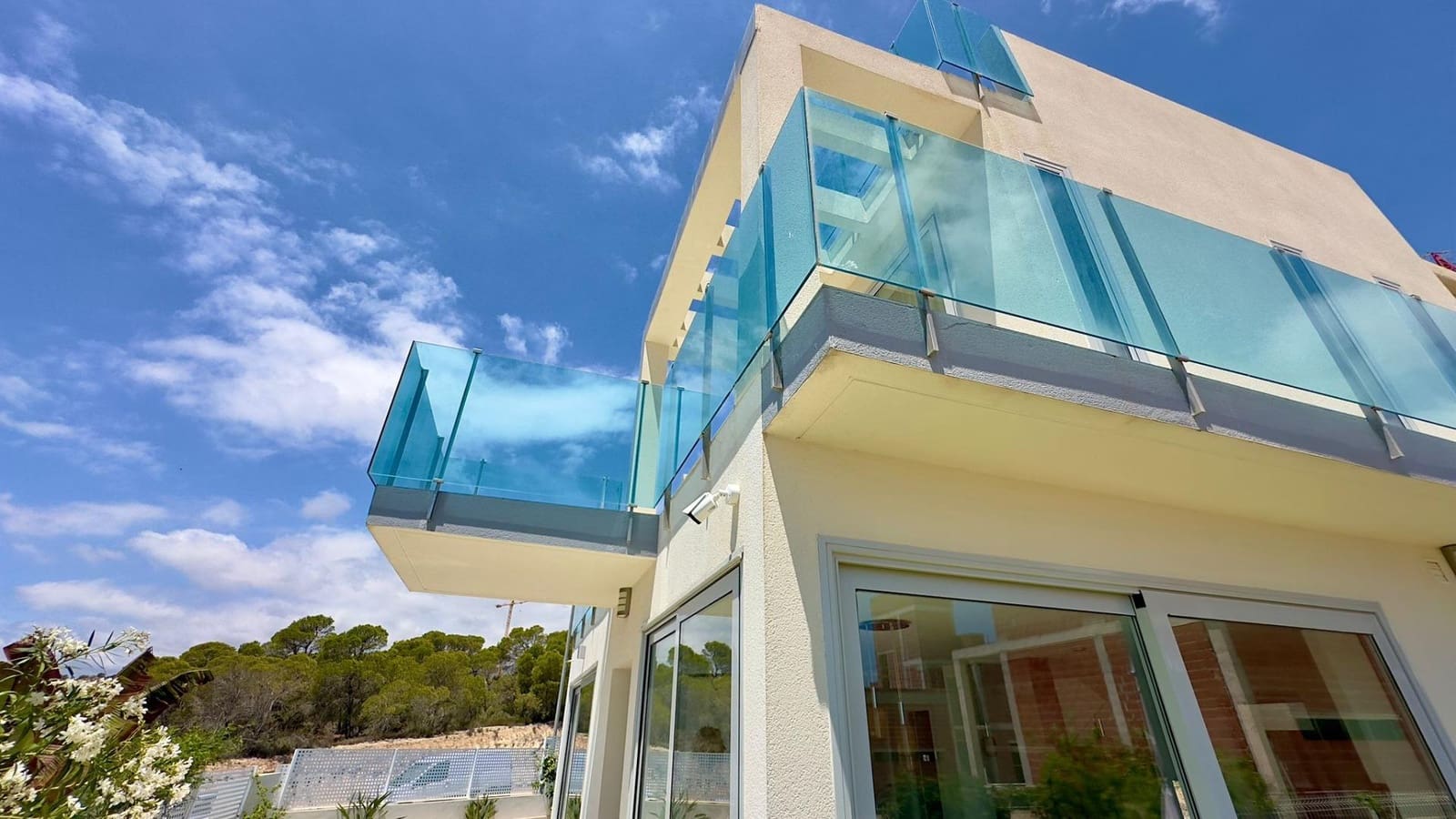 4 sovrum Villa till salu i Finestrat med pool - 633 000 € (Ref: 8370934)