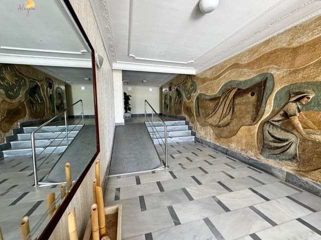 3 quarto Apartamento para venda em Playa de los Locos, Torrevieja - 375 000 € (Ref: 8396630)