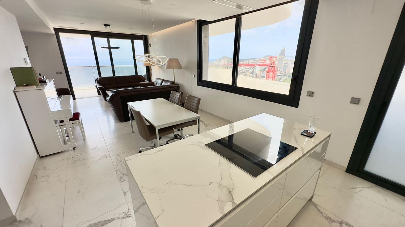 3 soverom Penthouse til salgs i Benidorm med svømmebasseng - € 1 440 000 (Ref: 8419562)