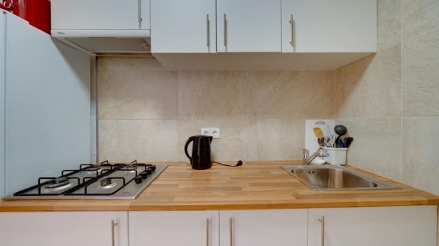 1 makuuhuone Huoneisto myytävänä paikassa Carolinas Altas, Alicante kaupunki - 120 000 € (Ref: 8421294)