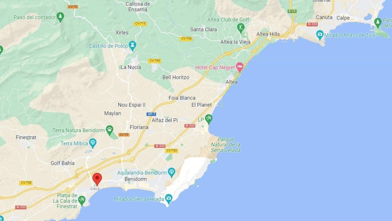 2 bedroom Apartment for sale in Benidorm with pool - € 525,000 (Ref: 8421297)