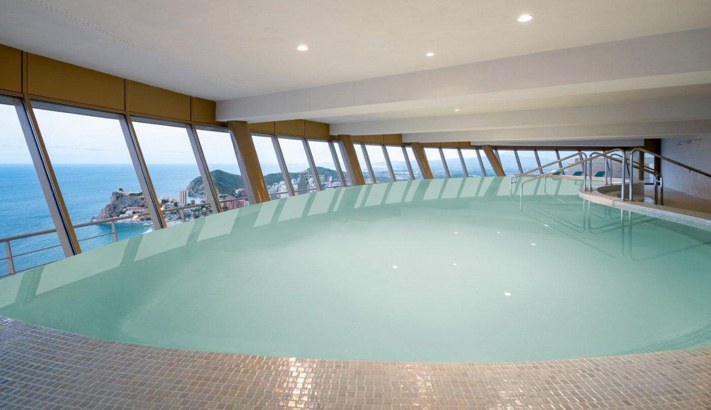 2 bedroom Apartment for sale in Benidorm with pool - € 525,000 (Ref: 8421297)