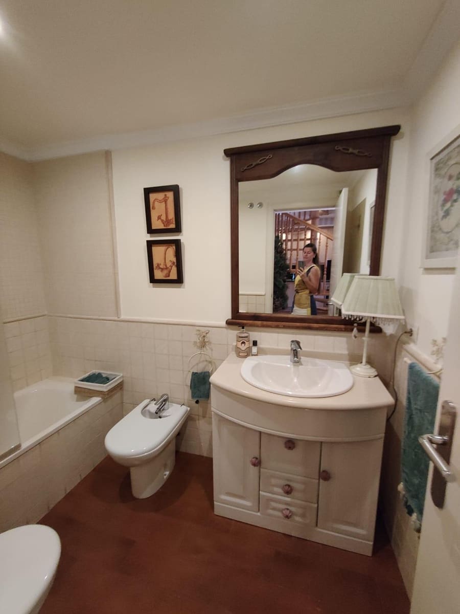 2 bedroom Apartment for sale in La Villajoyosa / Vila Joiosa with pool garage - € 490,000 (Ref: 8452109)