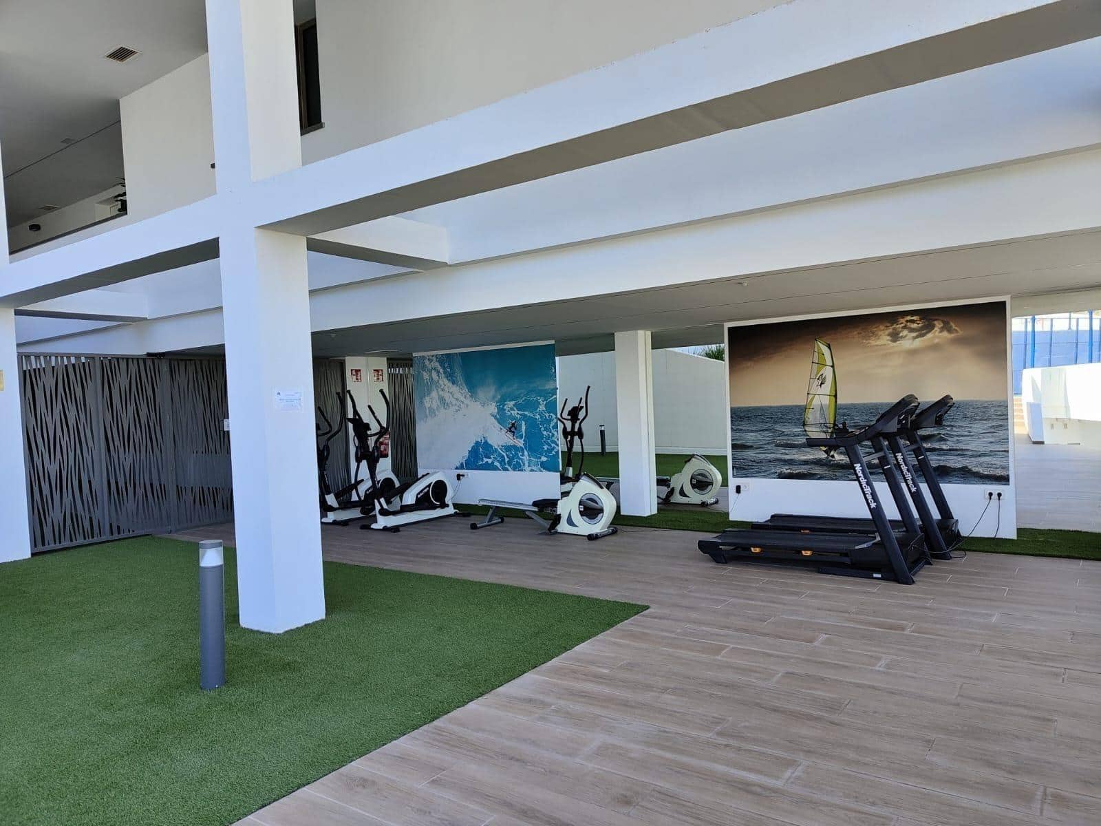 Apartamento de 2 habitaciones en Finestrat en venta con piscina - 420.000 € (Ref: 8454955)