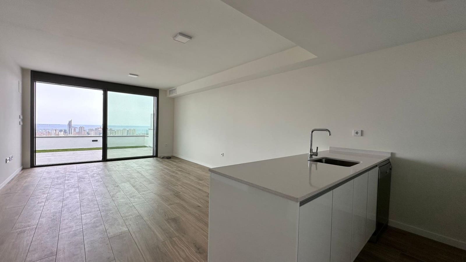 Apartamento de 2 habitaciones en Finestrat en venta con piscina - 420.000 € (Ref: 8454955)