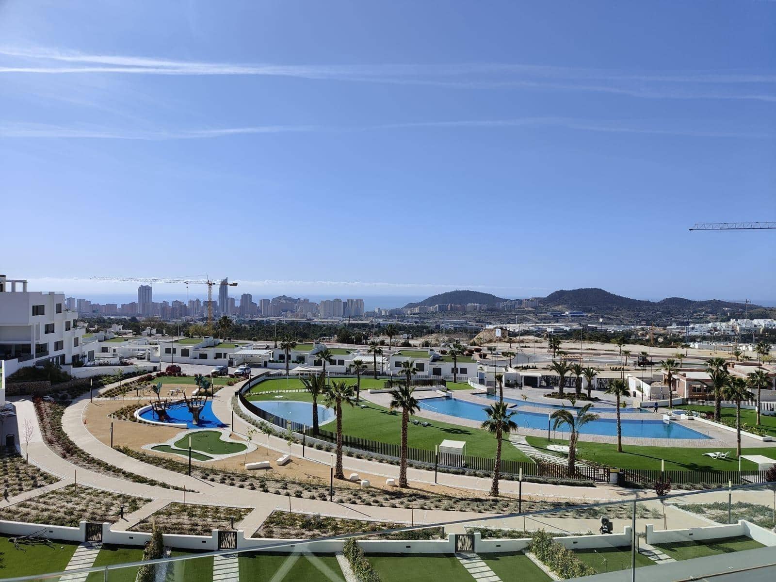 Apartamento de 2 habitaciones en Finestrat en venta con piscina - 420.000 € (Ref: 8454955)