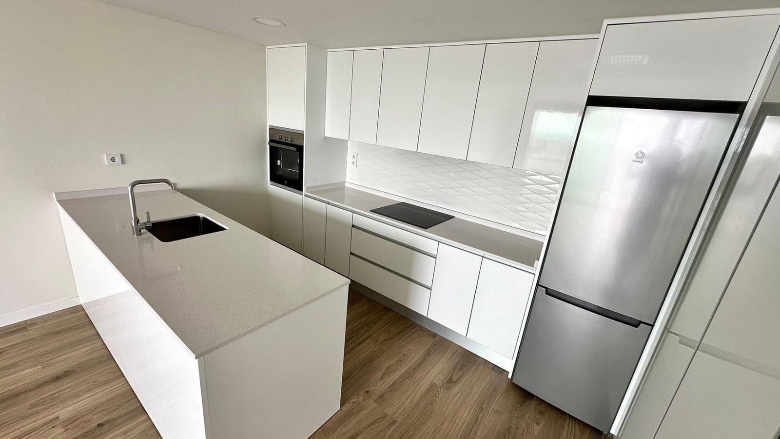 Apartamento de 2 habitaciones en Finestrat en venta con piscina - 420.000 € (Ref: 8454955)