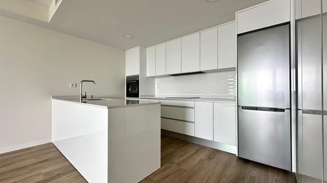 Apartamento de 2 habitaciones en Balcón de Finestrat - Terra Marina, Finestrat en venta con piscina - 420.000 € (Ref: 8454955)