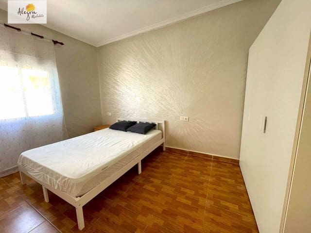 3 soveværelse Lejlighed til salg i Ciudad de Asís, Alicante by - € 125.000 (Ref: 8460224)