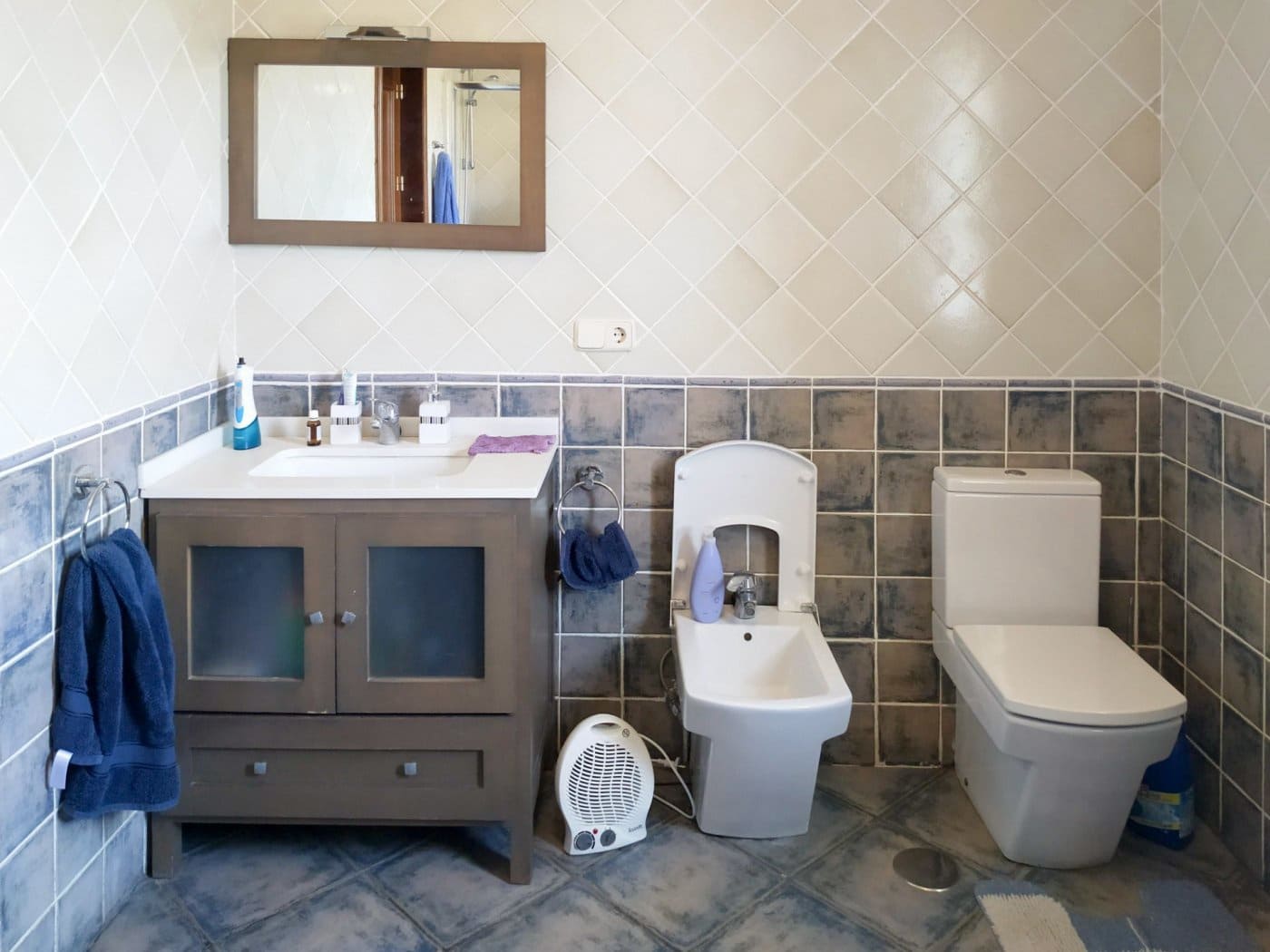 5 soveværelse Finca/Landehus til salg i Alsodux med swimmingpool - € 389.000 (Ref: 8466291)