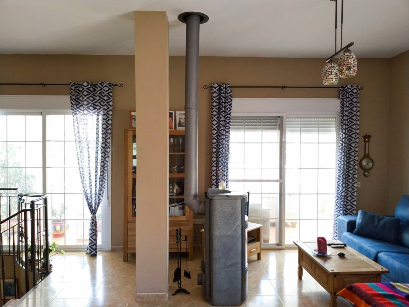 5 soveværelse Finca/Landehus til salg i Alsodux med swimmingpool - € 389.000 (Ref: 8466291)