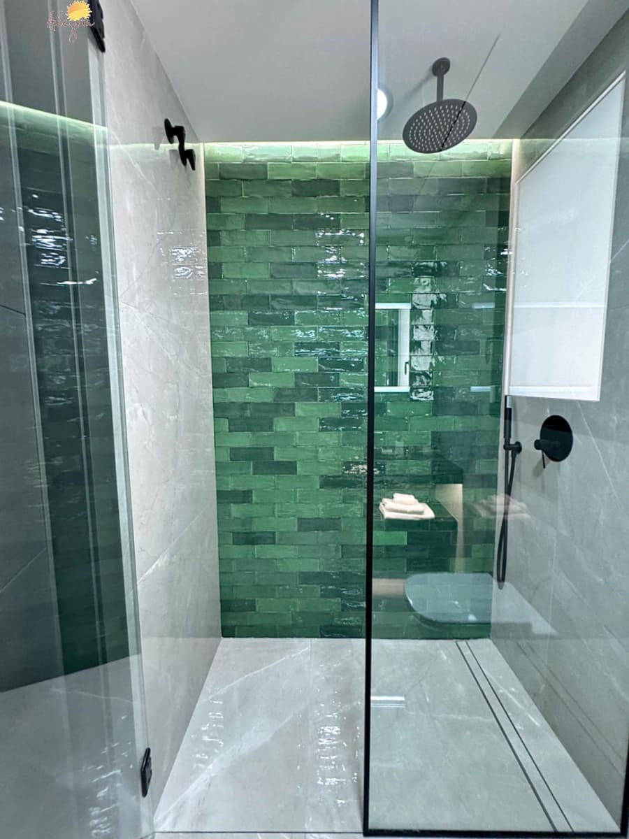 3 slaapkamer Villa te koop in La Siesta met garage - € 615.000 (Ref: 8468083)