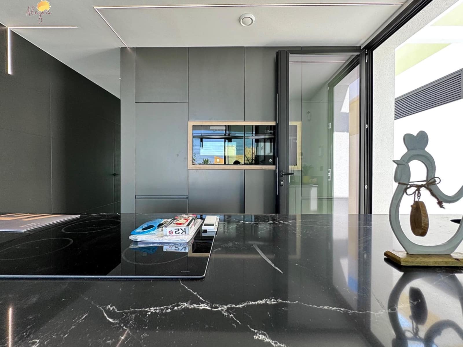 3 slaapkamer Villa te koop in La Siesta met garage - € 615.000 (Ref: 8468083)