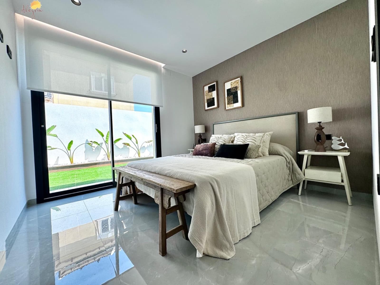 3 slaapkamer Villa te koop in La Siesta met garage - € 615.000 (Ref: 8468083)