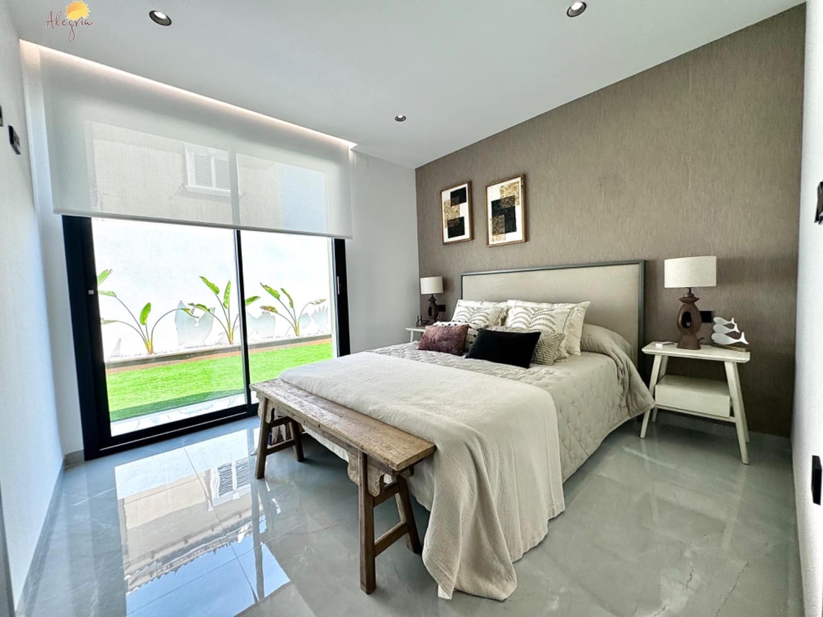 3 slaapkamer Villa te koop in La Siesta met garage - € 615.000 (Ref: 8468083)