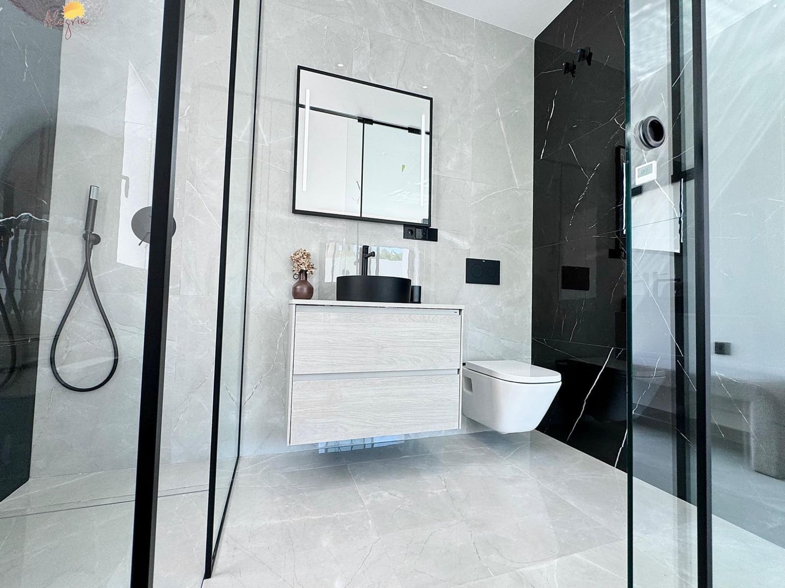 3 slaapkamer Villa te koop in La Siesta met garage - € 615.000 (Ref: 8468083)