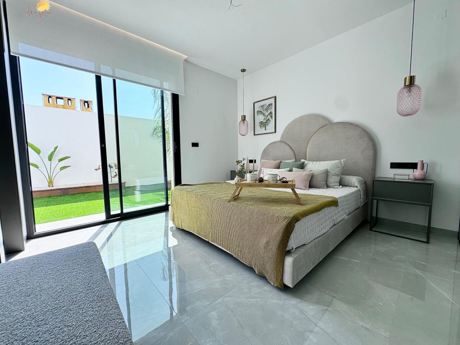 3 slaapkamer Villa te koop in La Siesta met garage - € 615.000 (Ref: 8468083)