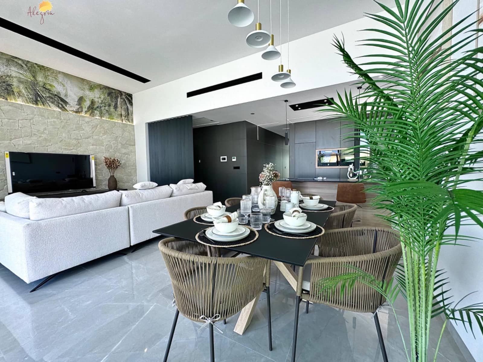 3 slaapkamer Villa te koop in La Siesta met garage - € 615.000 (Ref: 8468083)