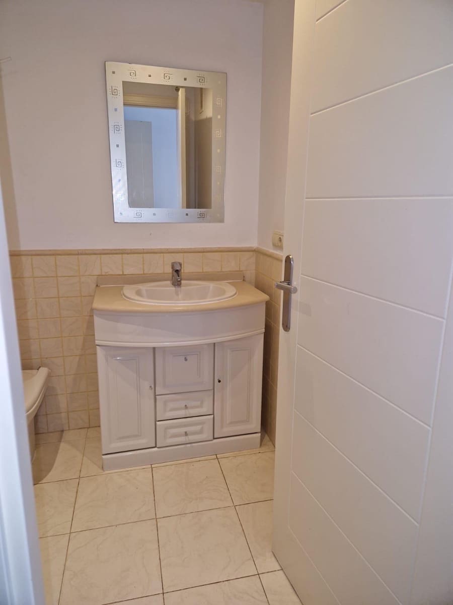 2 makuuhuone Huoneisto myytävänä paikassa La Villajoyosa / Vila Joiosa mukana uima-altaan - 399 000 € (Ref: 8470070)