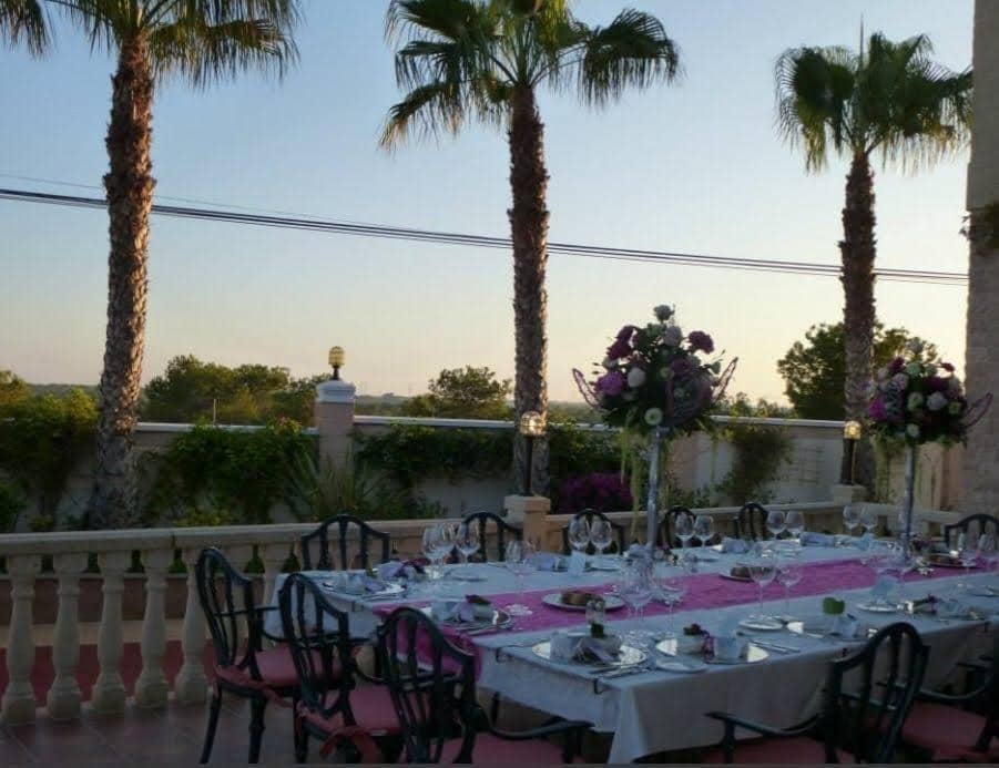 5 soveværelse Virksomhed til salg i Orihuela Costa med swimmingpool - € 1.600.000 (Ref: 8479338)