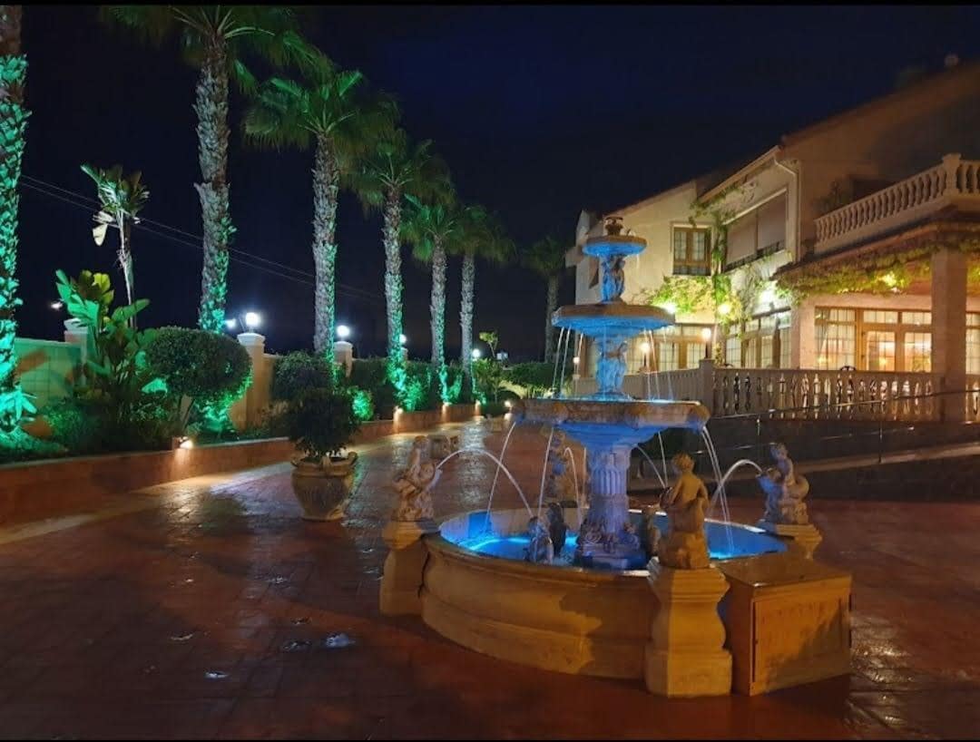 5 soveværelse Virksomhed til salg i Orihuela Costa med swimmingpool - € 1.600.000 (Ref: 8479338)