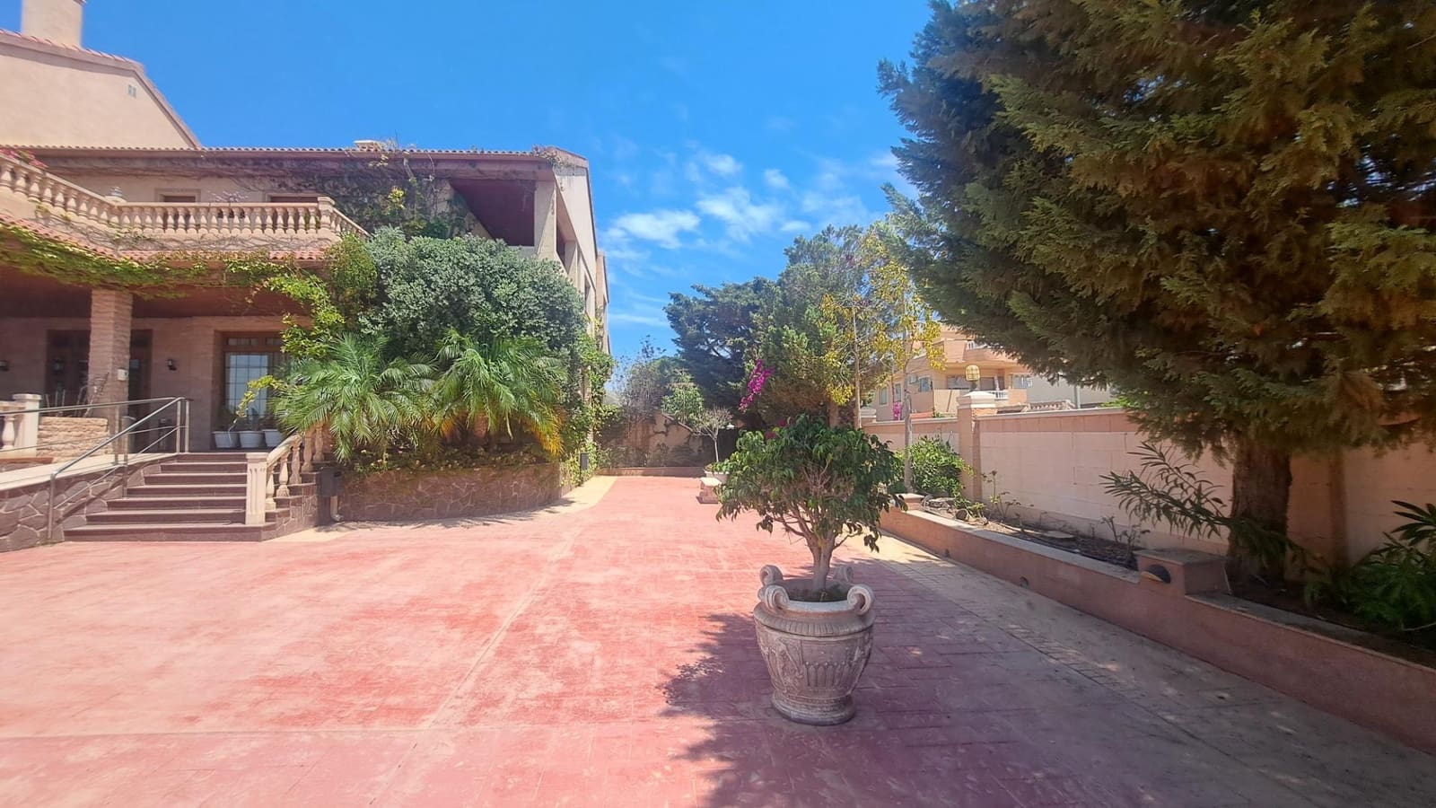 5 soveværelse Virksomhed til salg i Orihuela Costa med swimmingpool - € 1.600.000 (Ref: 8479338)